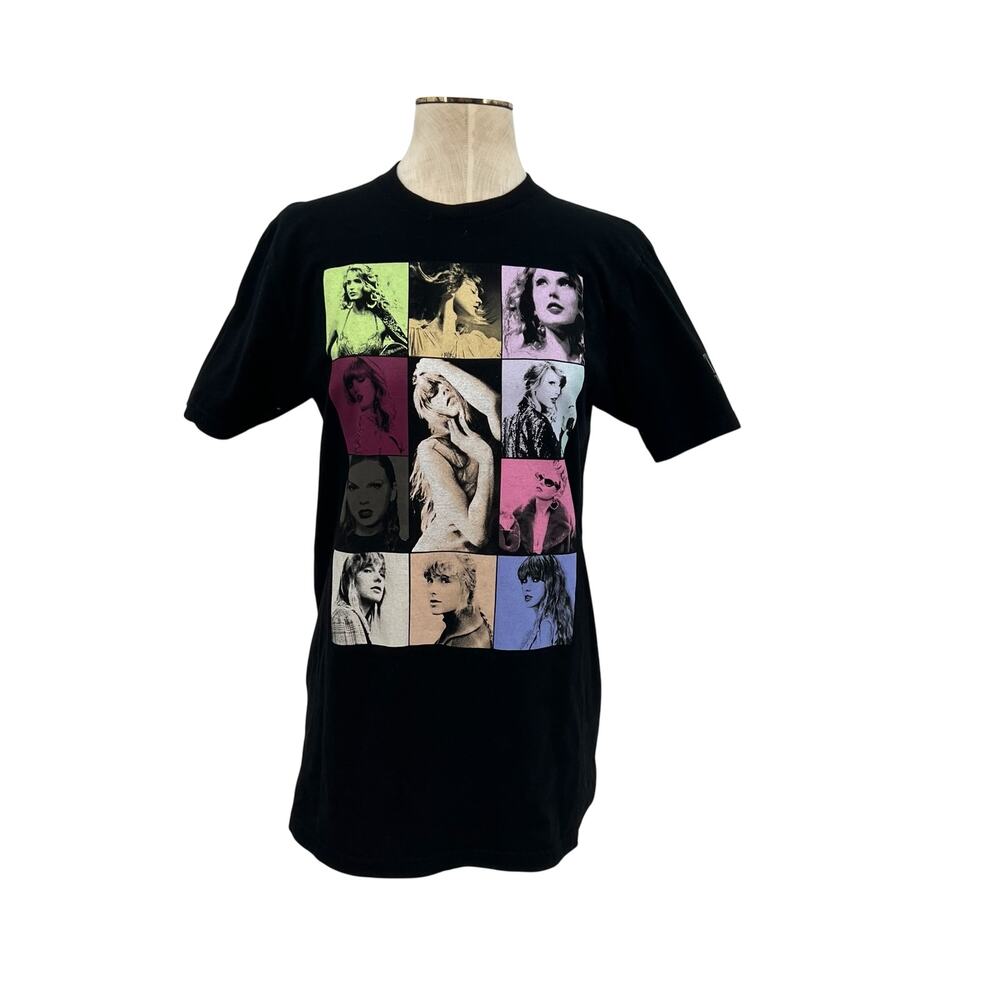 Taylor Swift Eras Tour 2023 2024 Black Photo Grid Concert Tee Shirt‎ Unisex XS